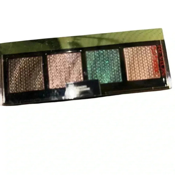 Revlon Eye Palette Lot -(6) - Picture 2 of 8